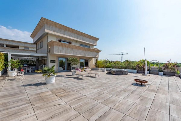 appartamento in vendita a Lainate