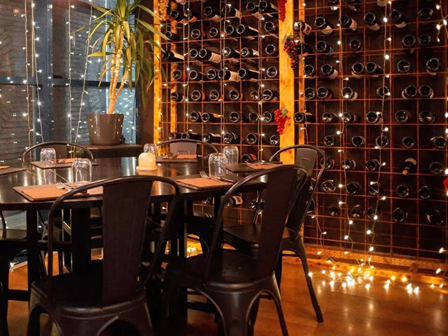 negozio in vendita a Lainate