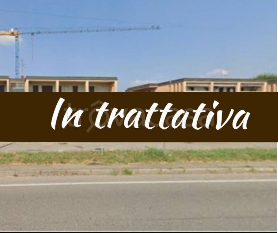 negozio in vendita a Lainate