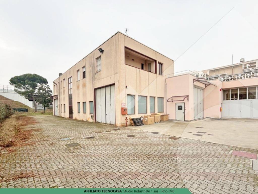 negozio in vendita a Lainate