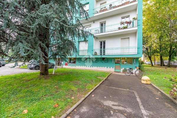 appartamento in vendita a Lainate