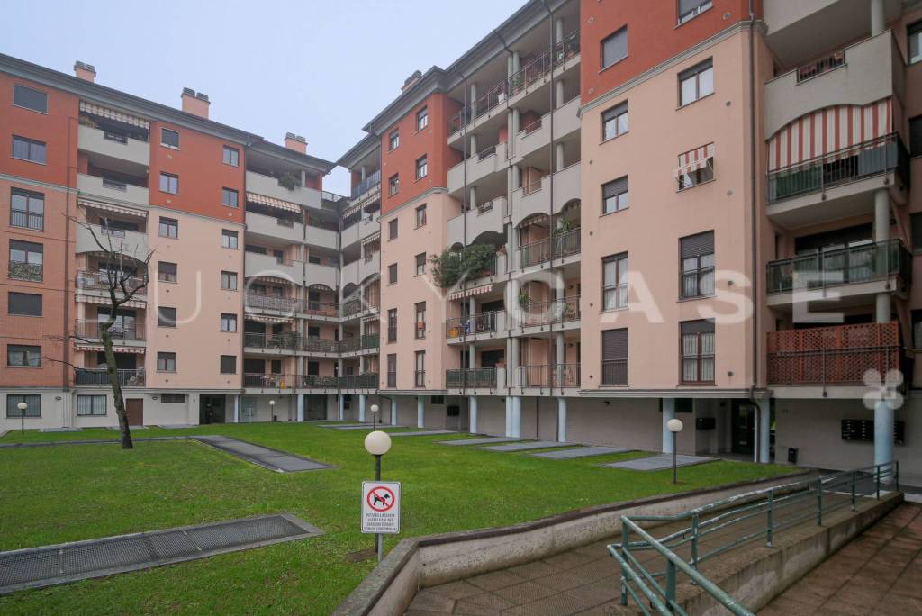 appartamento in vendita a Lainate