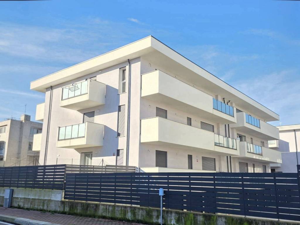 appartamento in vendita a Lainate