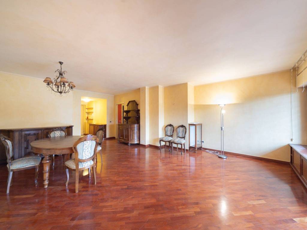 appartamento in vendita a Lainate