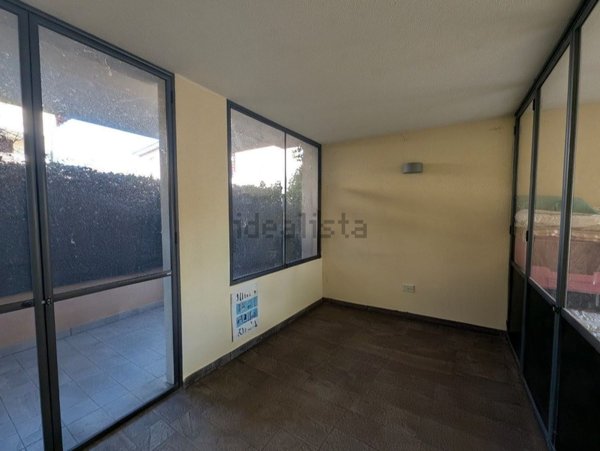 appartamento in vendita a Lainate in zona Barbaiana