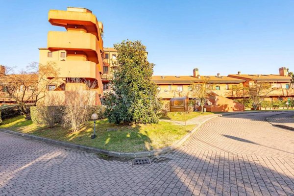appartamento in vendita a Lainate