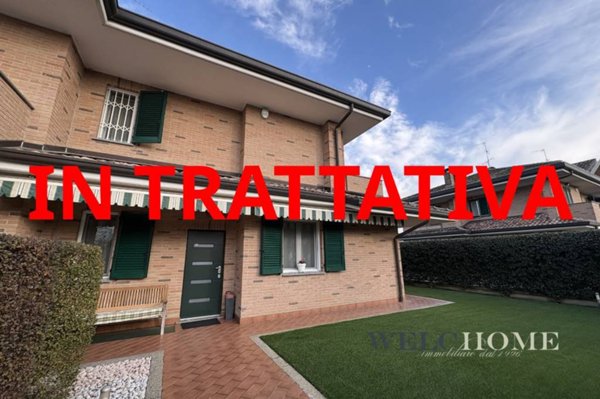 casa indipendente in vendita a Lainate