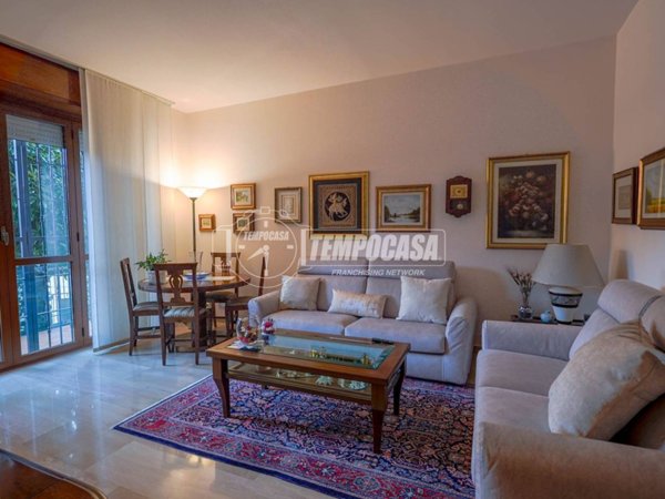 appartamento in vendita a Lainate