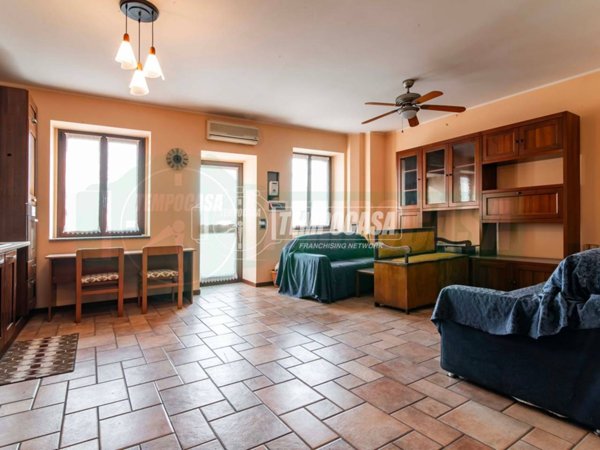 appartamento in vendita a Lainate