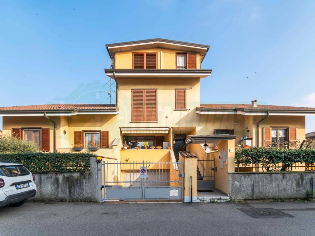 appartamento in vendita a Lainate