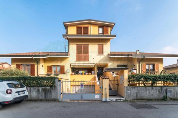 appartamento in vendita a Lainate