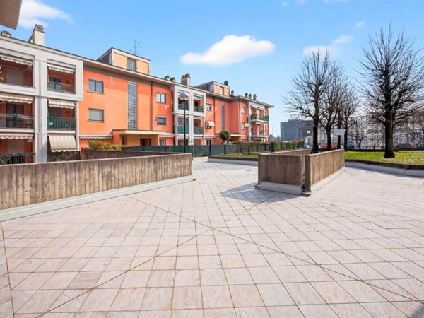 appartamento in vendita a Lainate