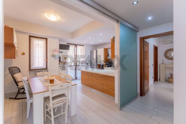 appartamento in vendita a Lainate