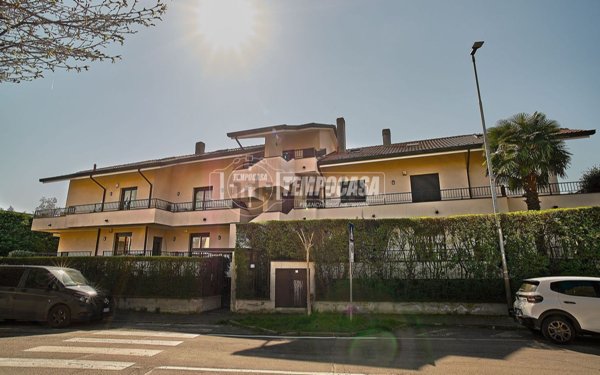 appartamento in vendita a Lainate