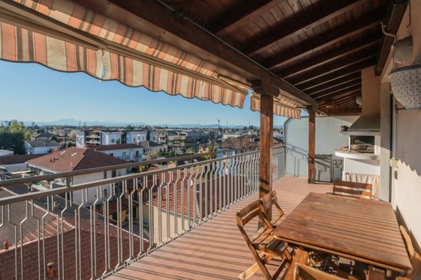 appartamento in vendita a Lainate