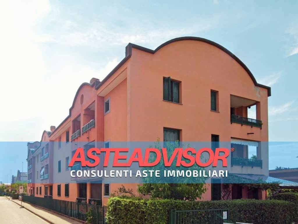 appartamento in vendita a Lainate
