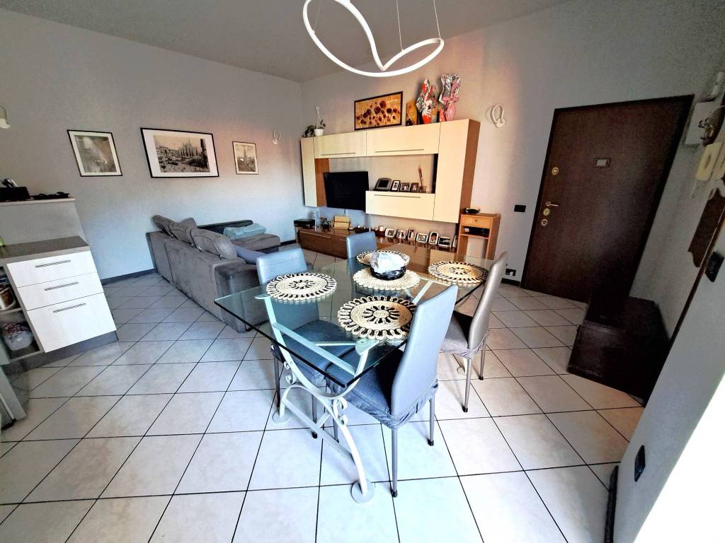 appartamento in vendita a Lainate