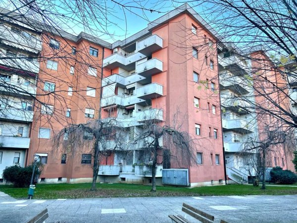 appartamento in vendita a Lainate
