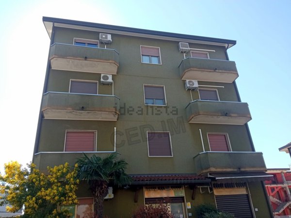 appartamento in vendita a Lainate
