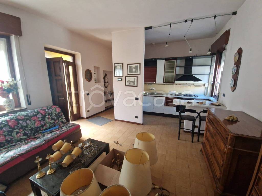 appartamento in vendita a Lainate