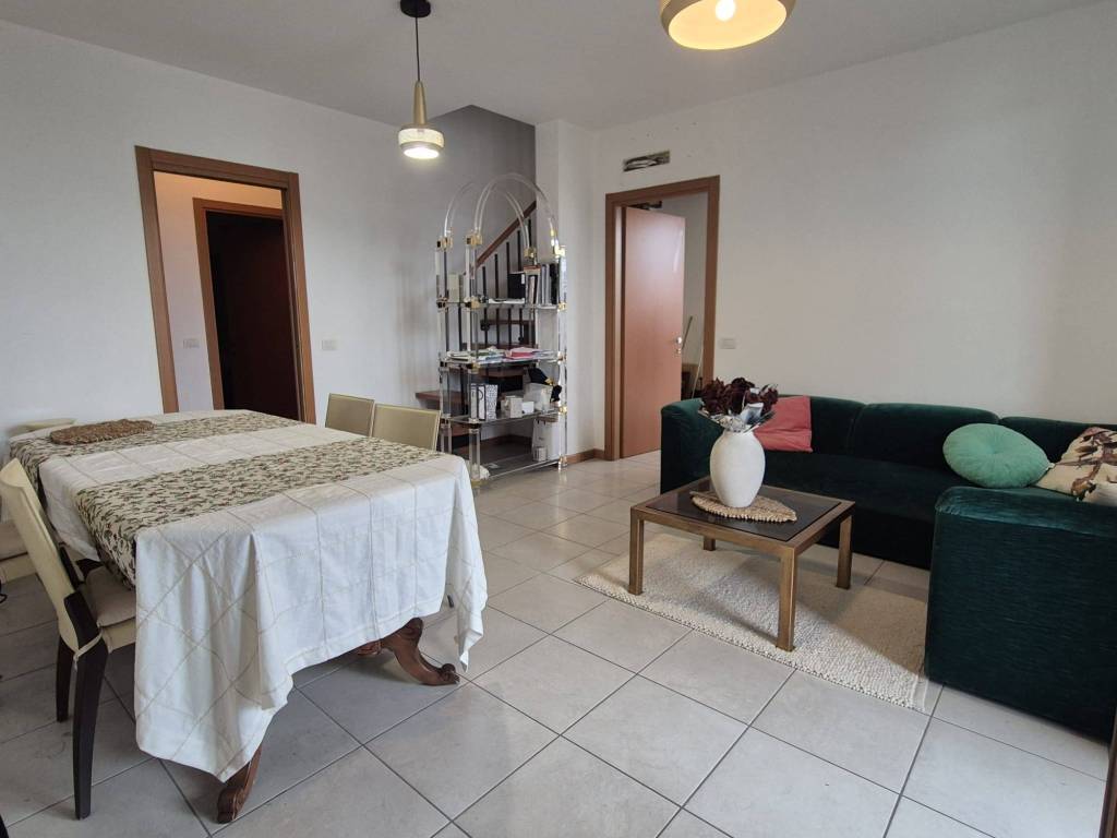 appartamento in vendita a Lainate