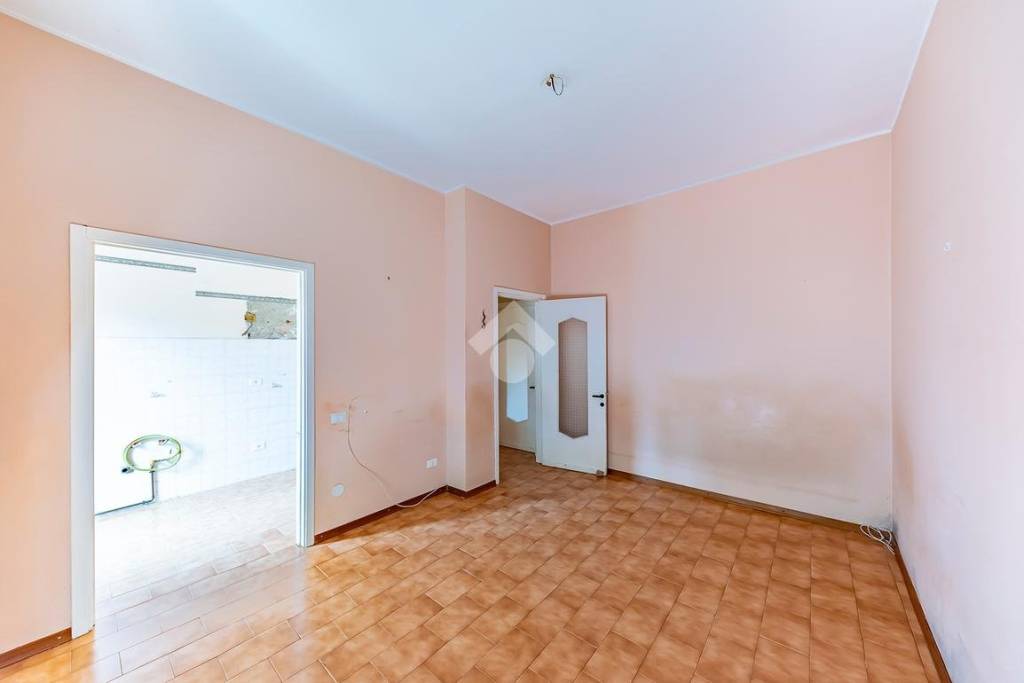 appartamento in vendita a Lainate in zona Pagliera
