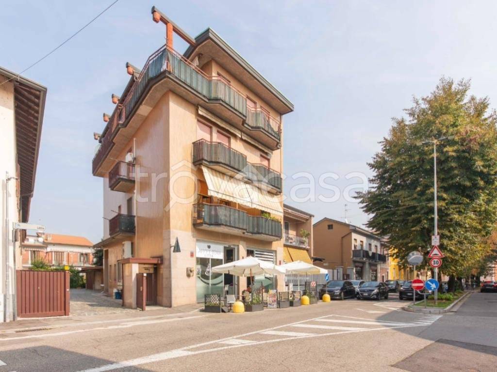 appartamento in vendita a Lainate