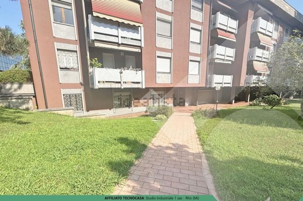 ufficio in vendita a Lainate