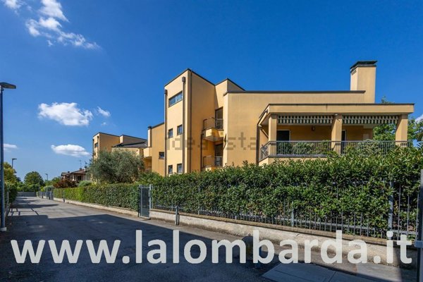 appartamento in vendita a Lainate