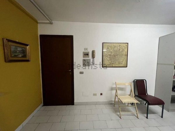ufficio in vendita a Lainate