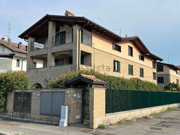 appartamento in vendita a Lainate