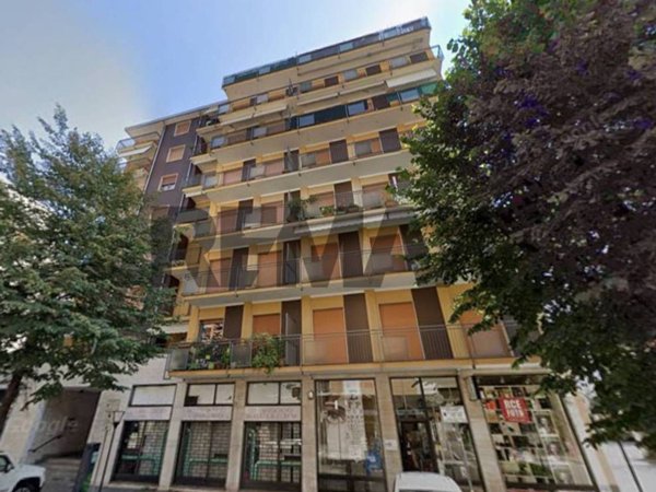 appartamento in vendita a Lainate in zona Pagliera