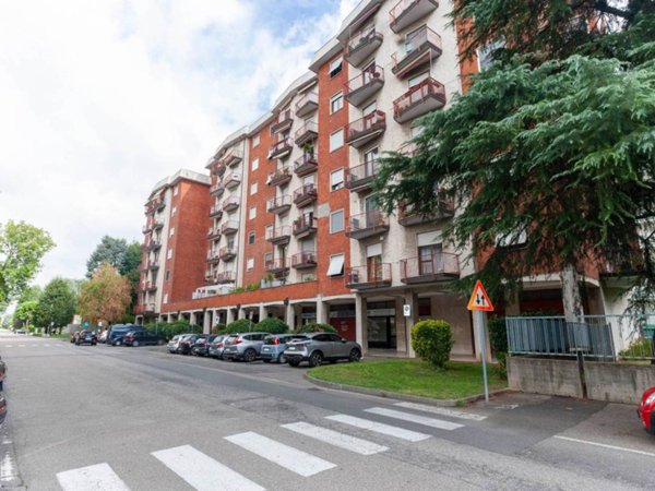 appartamento in vendita a Lainate