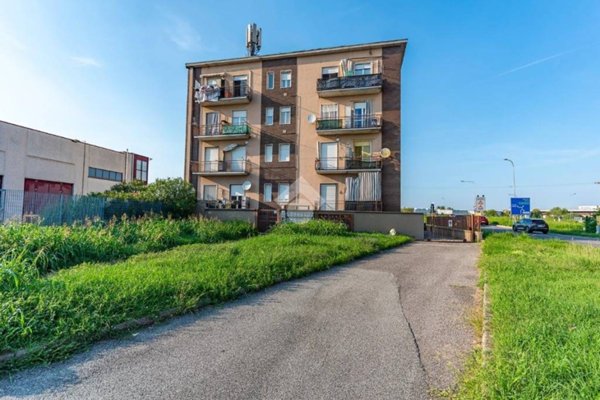 appartamento in vendita a Lainate
