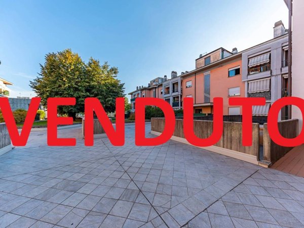 appartamento in vendita a Lainate