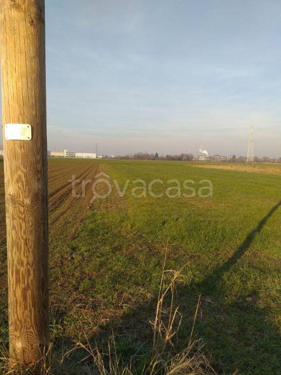 terreno in vendita a Lainate