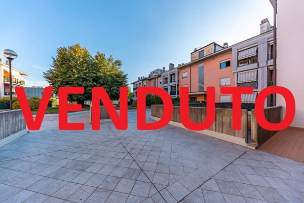 appartamento in vendita a Lainate