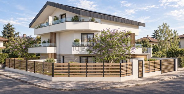 casa indipendente in vendita a Lainate