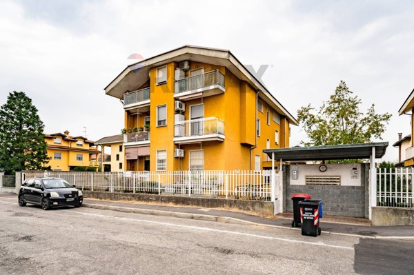 appartamento in vendita a Lainate