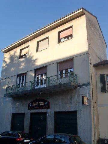 negozio in vendita a Legnano