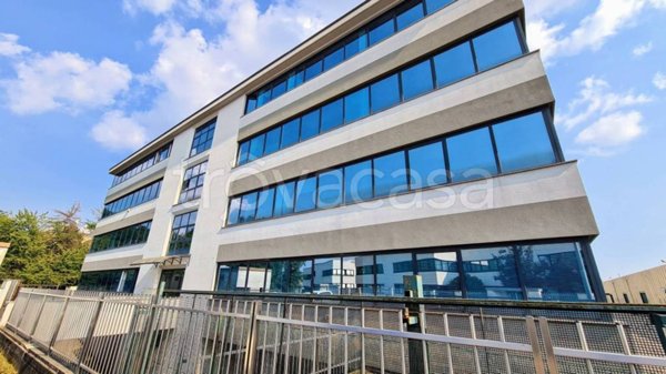 ufficio in vendita a Legnano