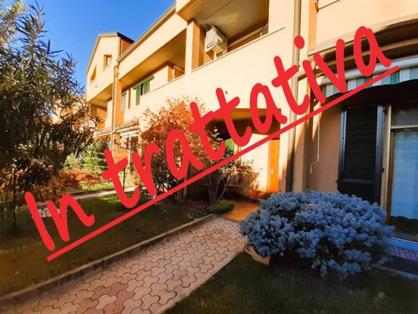 casa indipendente in vendita a Legnano
