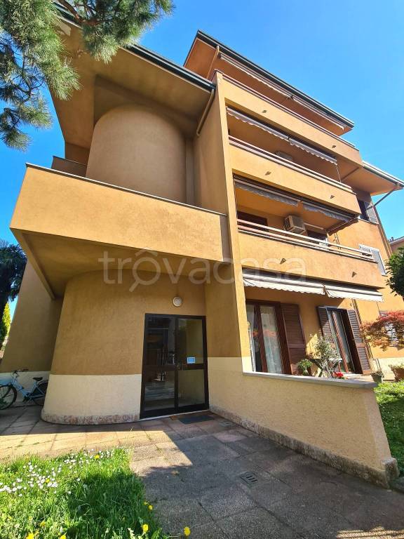 appartamento in vendita a Legnano