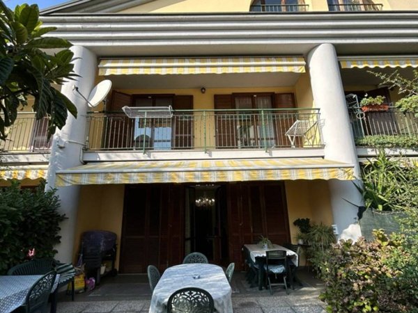 casa indipendente in vendita a Legnano