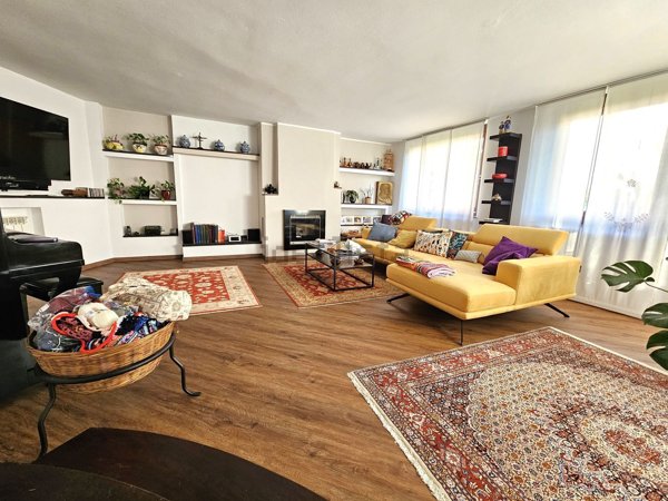 casa indipendente in vendita a Legnano