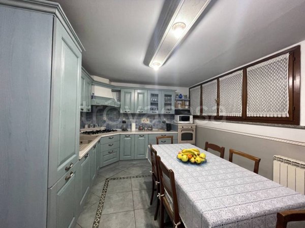 casa indipendente in vendita a Legnano