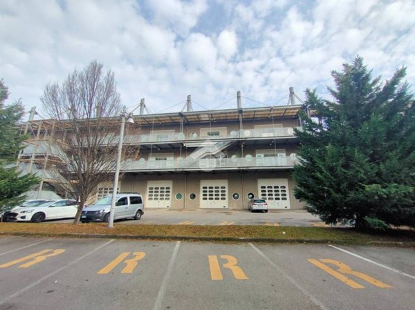 ufficio in vendita a Legnano