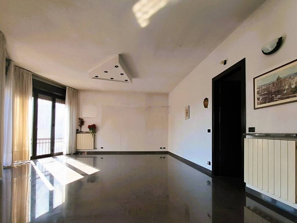 appartamento in vendita a Legnano