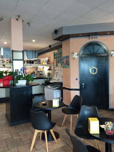 negozio in vendita a Legnano