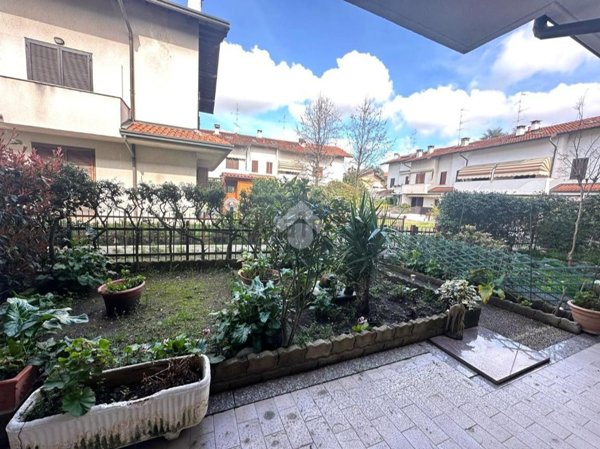 casa indipendente in vendita a Legnano